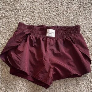 Offline by Aerie the hugger champ short with built in bike shorts size large